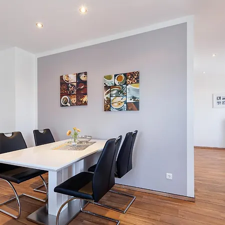 Stettiner Str 33-35 Whg 7 * Grömitz